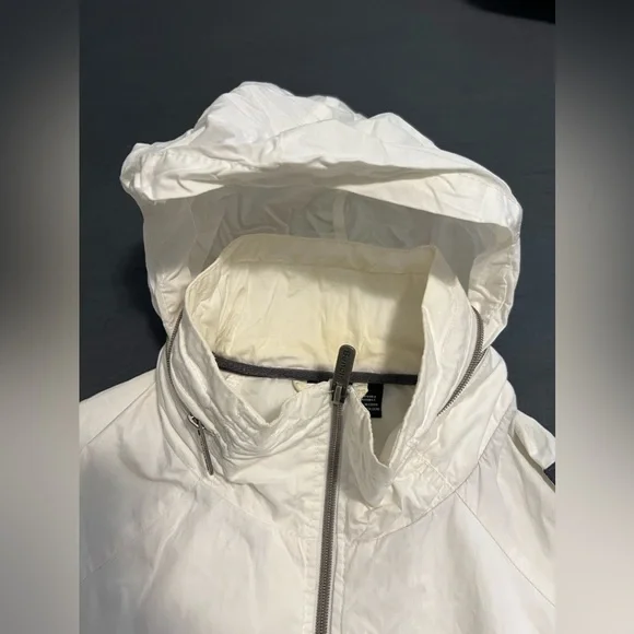 Bench lightweight jacket - Picture 8 of 8